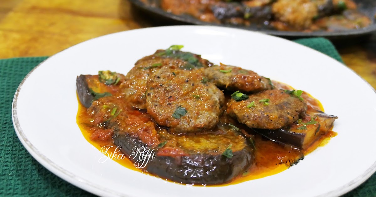 TAJINE EL KEFTA AU PARMESAN PANEES AUX AUBERGINES A LA FONDUE DE TOMATES FRAÎCHES