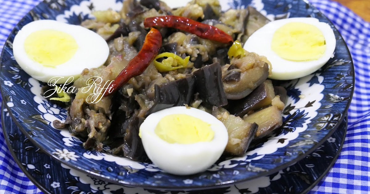 AUBERGINES BRAISÉES À L'AIL ET PIMENTS FORTS VERTS ET ESPELETTE AUX ŒUFS DURS- ENTRÉE CHAUDE OU FROIDE