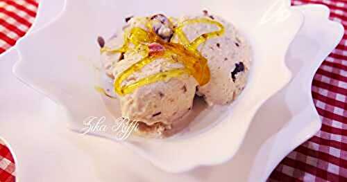 GLACE AUX CERISES FRAÎCHES AU MAHLEPI ET AMANDES AMÈRES