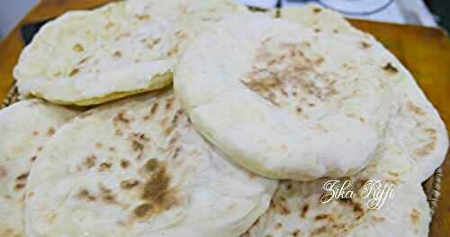 PAIN PLAT MOELLEUX OU MATLOUE A LA FARINE ET POLICH