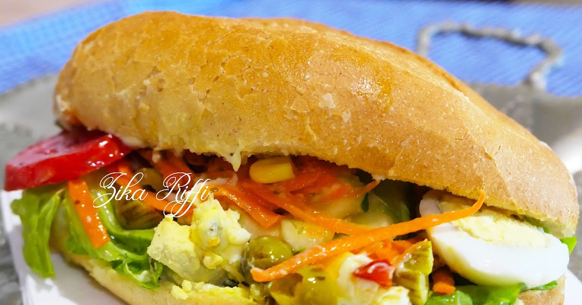 SANDWICH À LA SALADE DE POMME DE TERRE AUX ŒUFS DURS- SAUCE AU FROMAGE- CUISINE POUR ETUDIANTS
