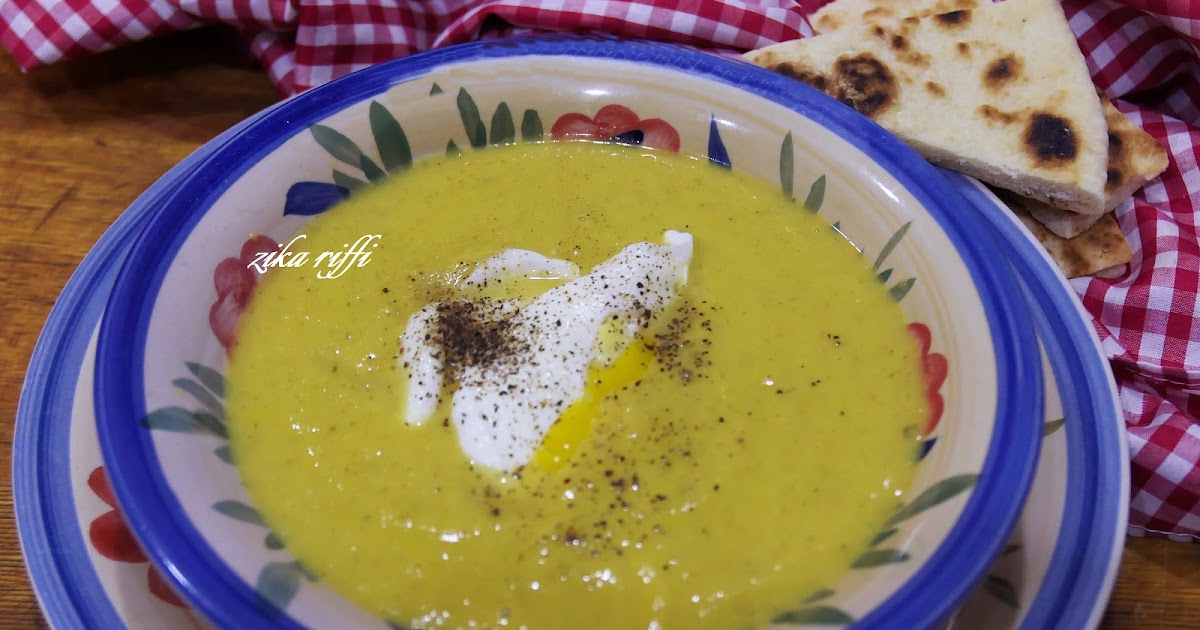 SOUPE VELOUTÉE AU CHOU - CUMIN - CRÈME FRAÎCHE ET ŒUF MOLLET