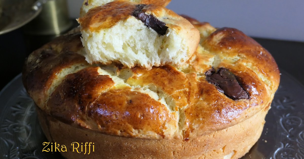 BRIOCHE TEL DU COTON AU SKYR- CHOCOLAT ET ZESTE DE CITRON VERT