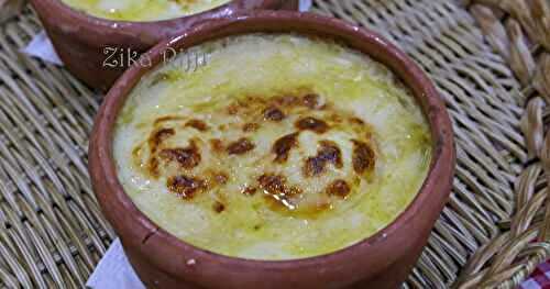 GRATIN D'ŒUFS AUX OIGNONS SAUCE MORNAY
