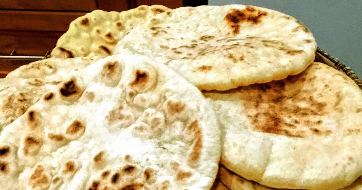 PAIN EGYPTIEN (AÏCH MASRI) POUR BURGER GARNI A L'OMELETTE ET THON NATURE