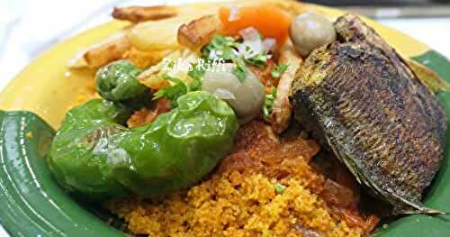 COUSKSSI GERGIS- COUSCOUS TUNISIEN AU POISSON MULET DE ZARZIS- SAUCE ROUGE PIMENTÉE